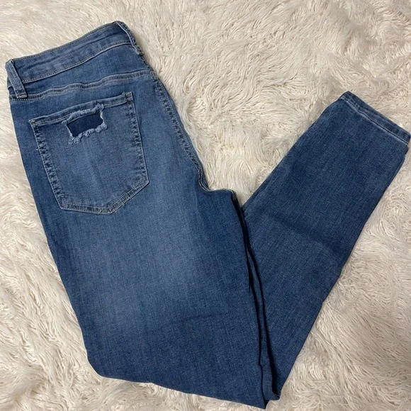 SO Blue Skinny Jean Distressed - Picture 7 of 8